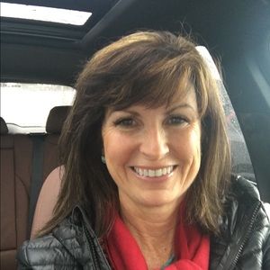 Meet your Posher, Rhonda